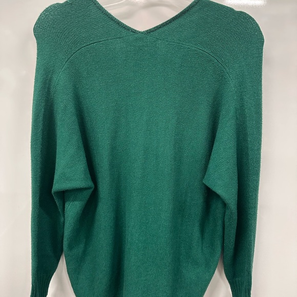 NWT Lilly Pulitzer Green V-Neck Sweater - Picture 3 of 9